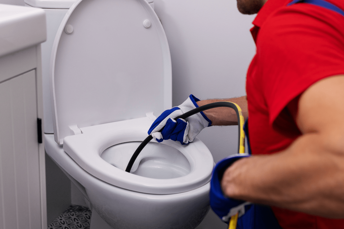 hydro jetting vs drain snake